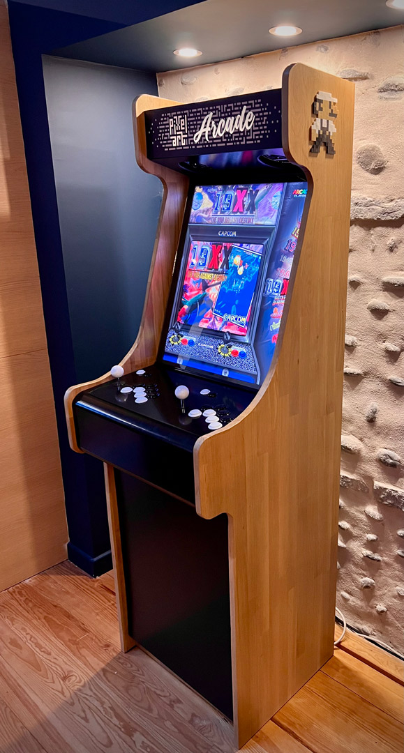 pixel art cafe arcade